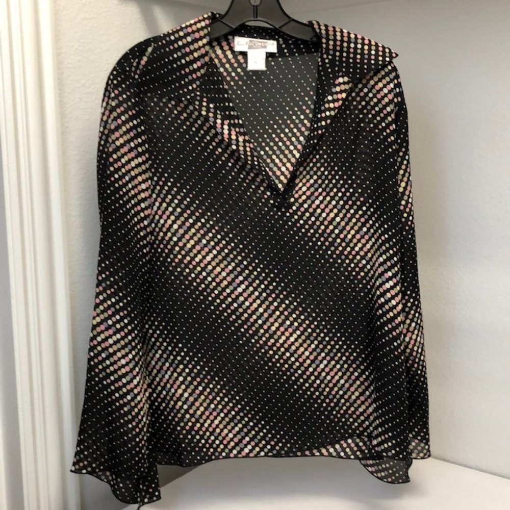 EK Designs Petite flowy, polka dot blouse